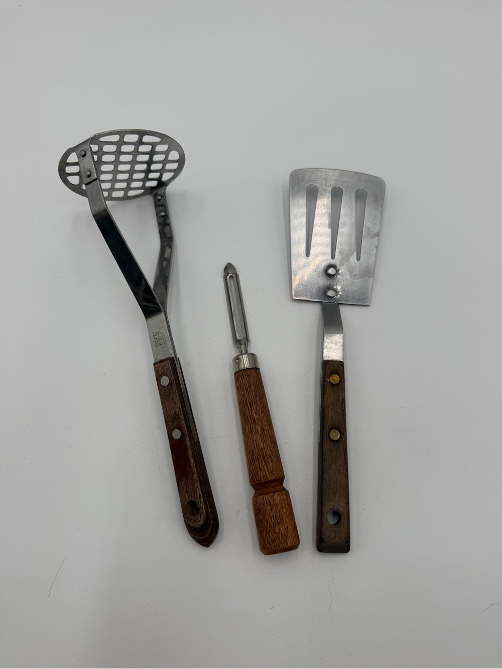 Vintage Kitchen Utensil Lot Wood Handle Potato Masher Spatula Peeler Regent Farm